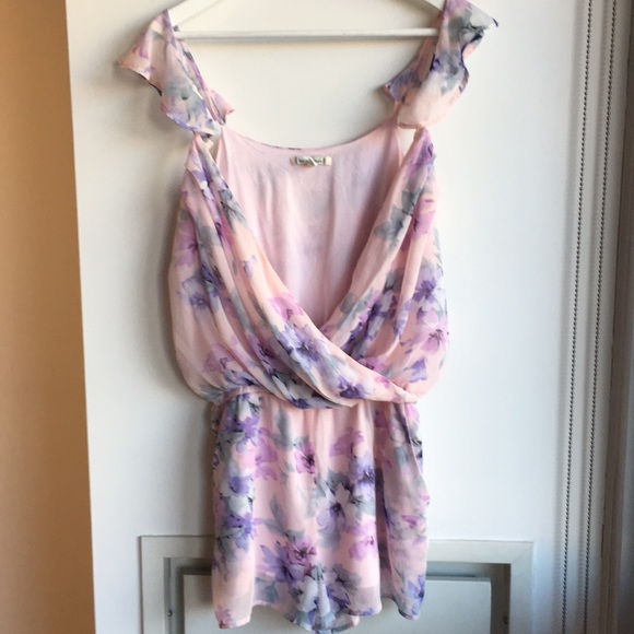 Urban Outfitters Floral Romper - Picture 7 of 10